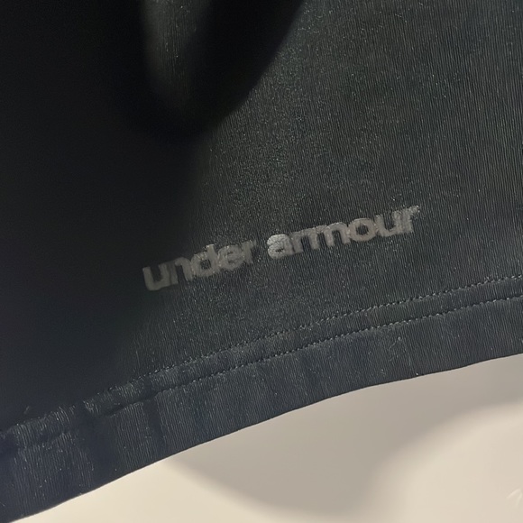 Under Armour sweater - Picture 8 of 8